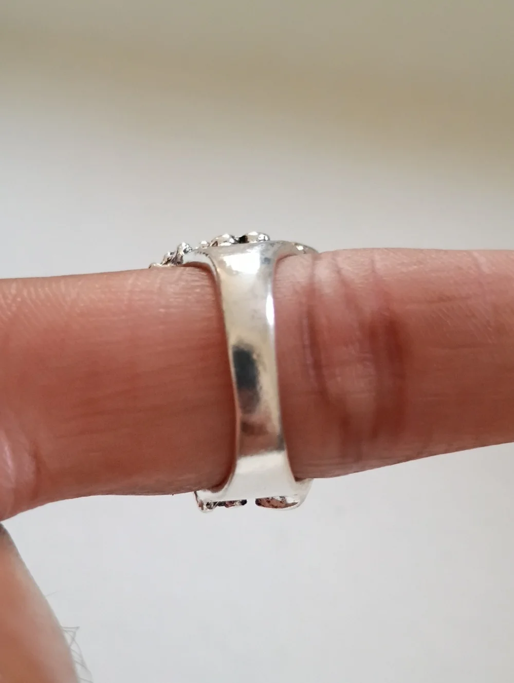 Silver Tone Skull Ring Biker Gothic Statement Band Men’s Size 9